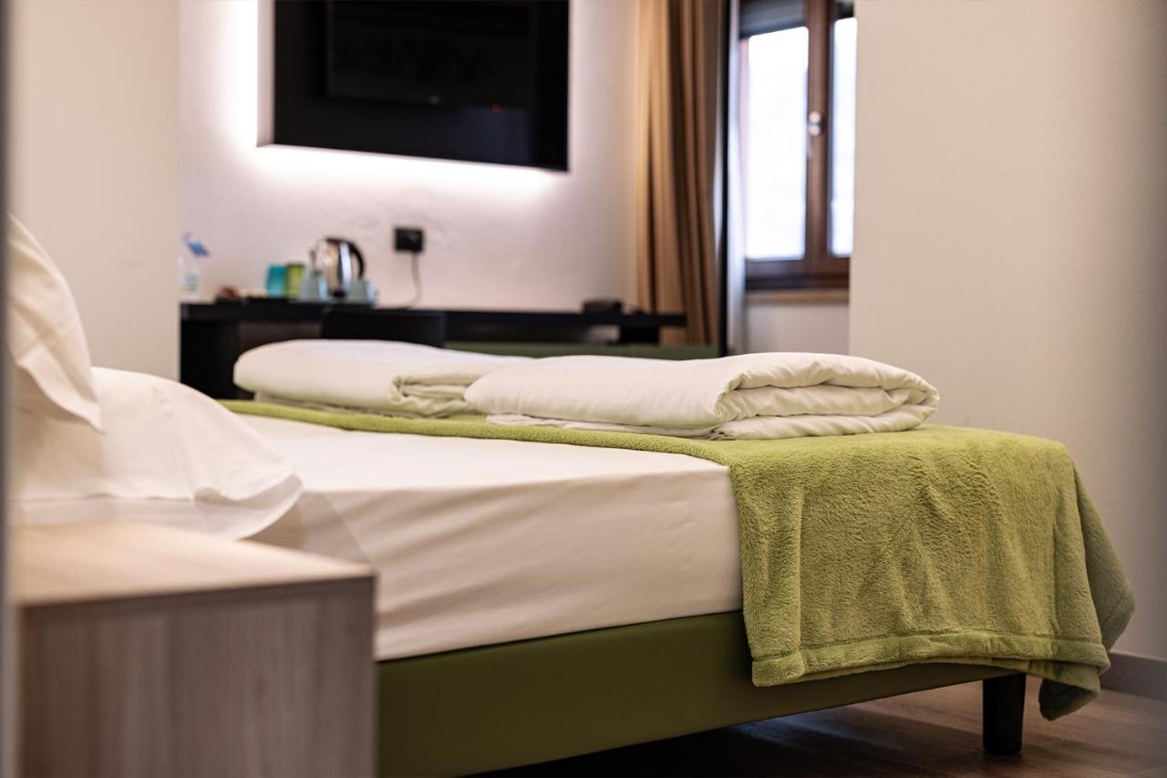Hotel Lago Di Garda Malcesine Eksteriør bilde