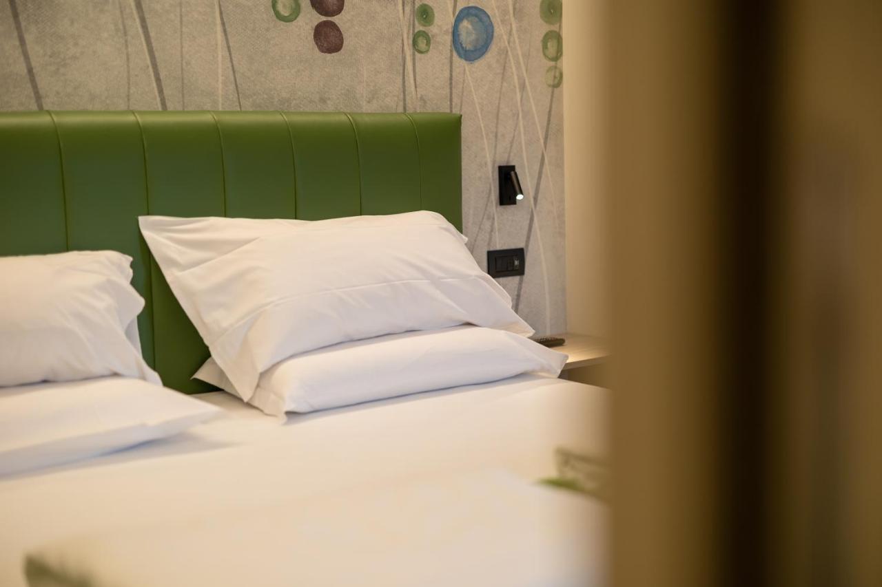 Hotel Lago Di Garda Malcesine Eksteriør bilde